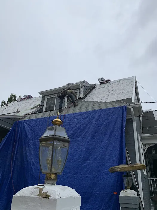 Exterior Medics Picture 1