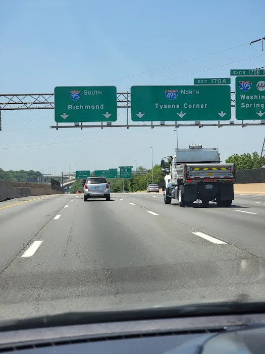 Pinnacle Roofing and Exteriors Picture 3