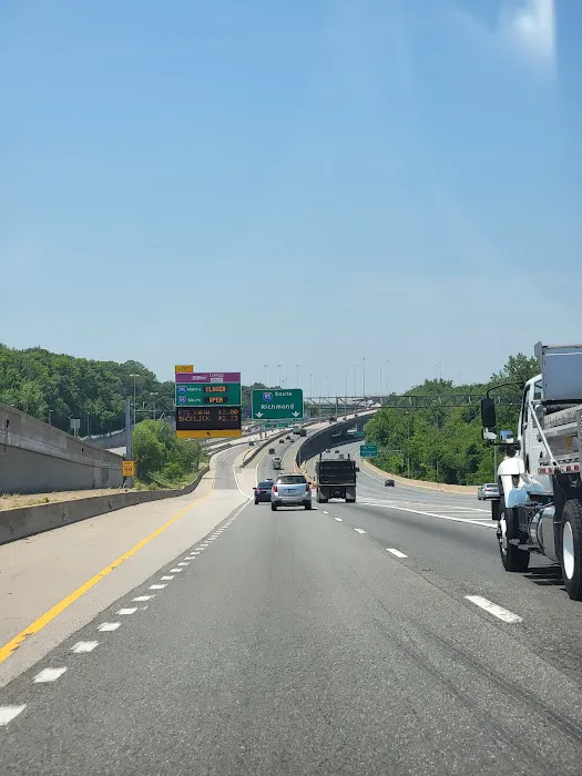 Pinnacle Roofing and Exteriors Picture 4