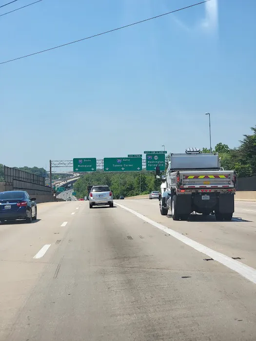 Pinnacle Roofing and Exteriors Picture 2