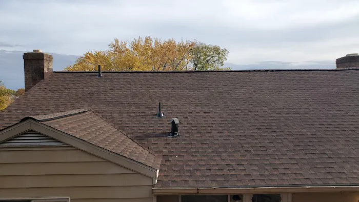 M&M Roofing and Siding Corporation Picture 3