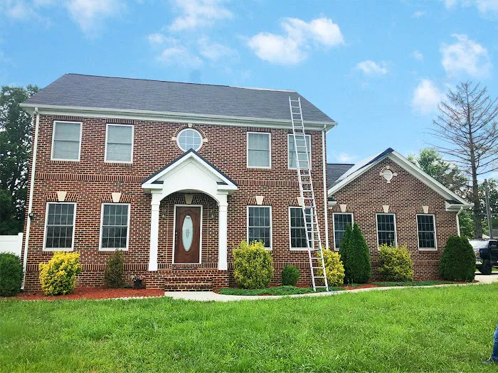 United Roofing & Exteriors Picture 2