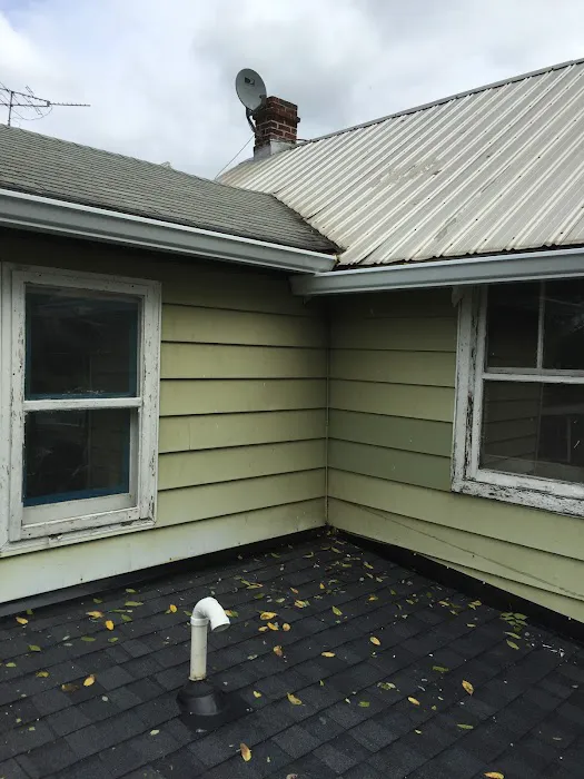 AUTHORITY ROOFING Picture 4