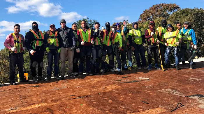 Politz Enterprises Roofing Inc. | Roofing, Siding & Gutters Picture 3