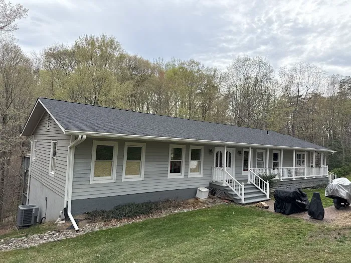 Johnson Roofing Co Inc Picture 3