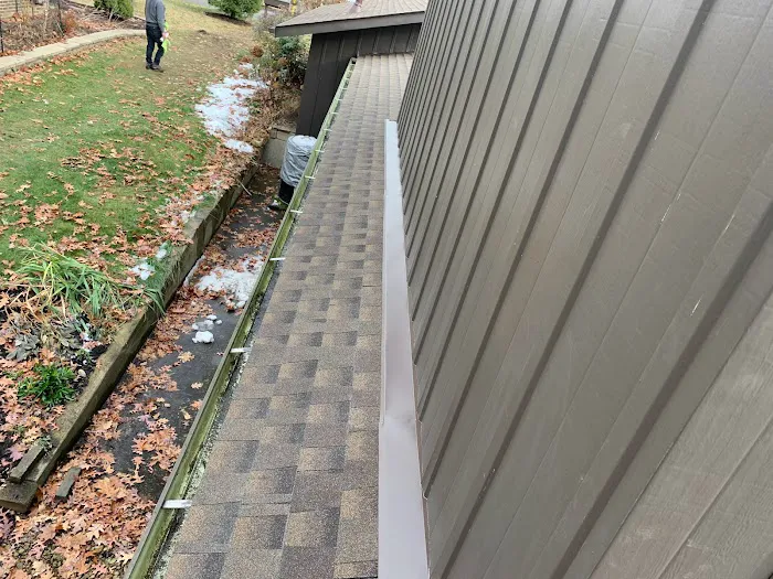 The Roofing King LLC Picture 1