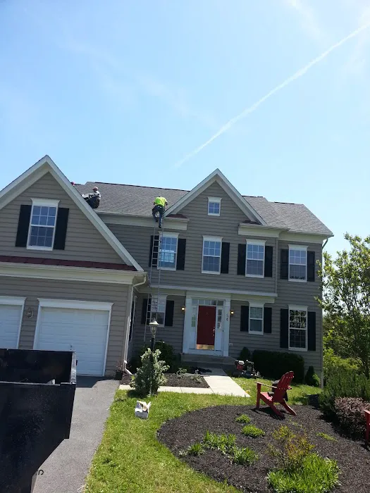 Bill's Roofing LLC Picture 3