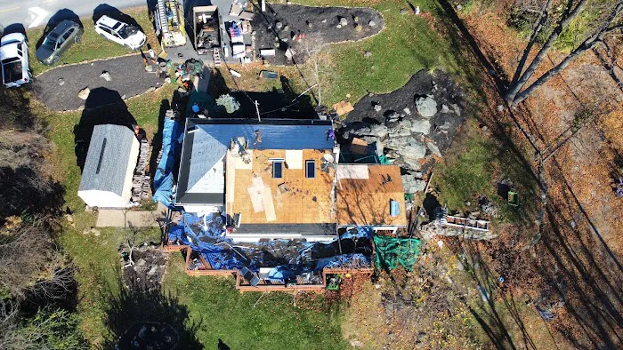 Peak Roofing Contractors Inc. Picture 3