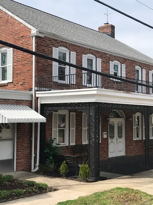 K&M Roofing and Contracting LLC Picture 2