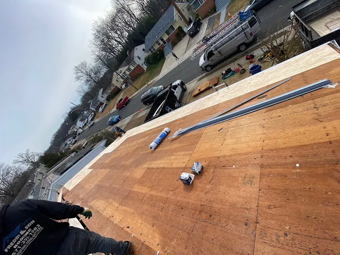 J&I Roofing LLC Picture 5