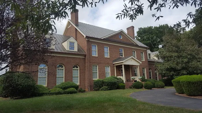 Russell's Roofing Company Picture 1