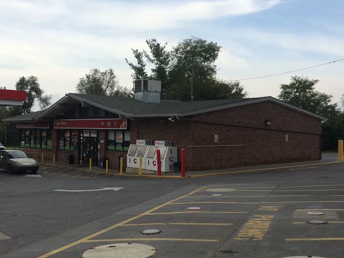 Russell's Roofing Company Picture 2