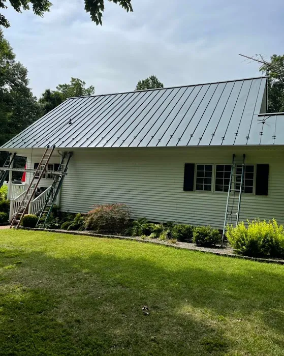 Mills Roofing, LLC Picture 4