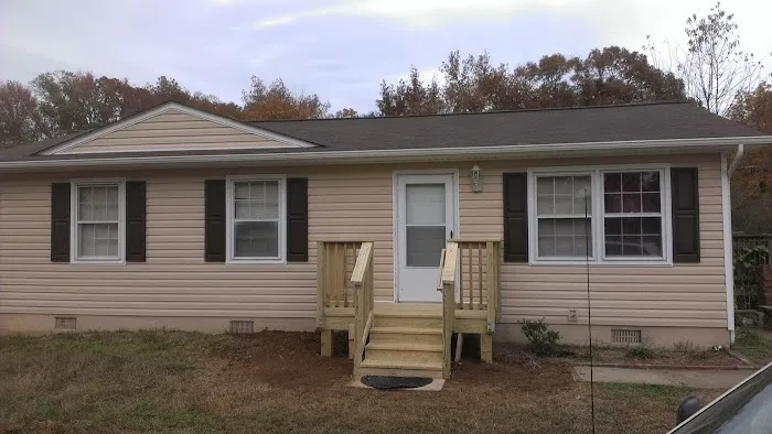 D.J.'s Roofing & Home Improvements Picture 5