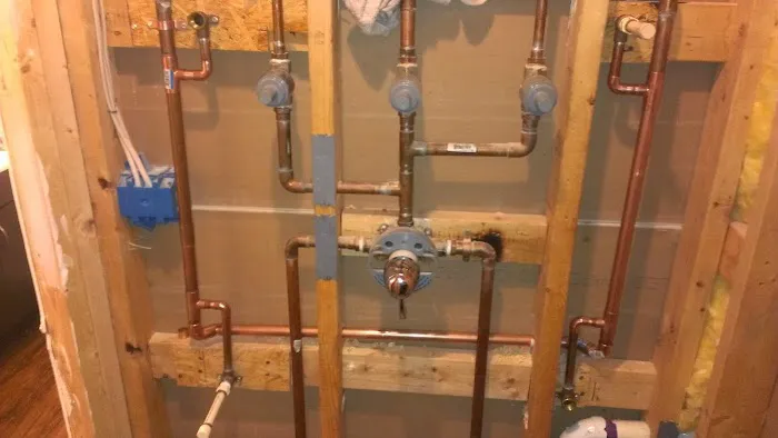 D.J.'s Roofing & Home Improvements Picture 4