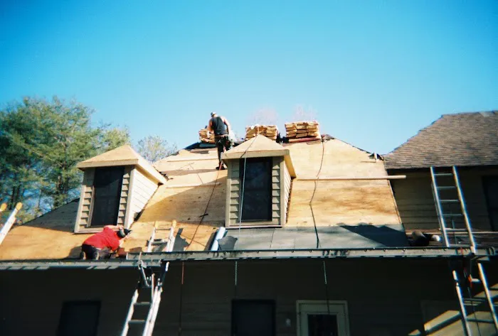 D.J.'s Roofing & Home Improvements Picture 10