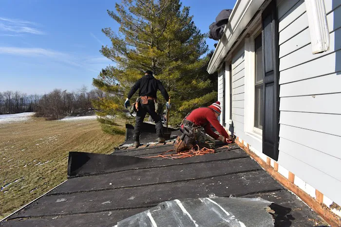 J&R Roofing Solutions Picture 2