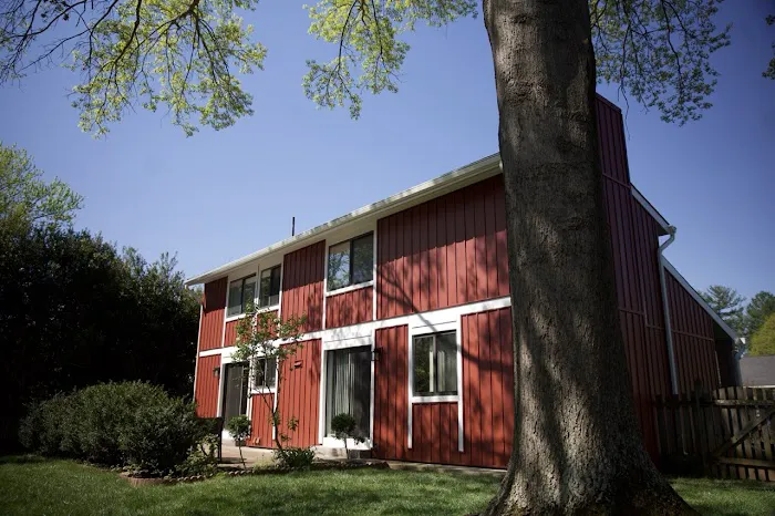 Presidential Exteriors Picture 5