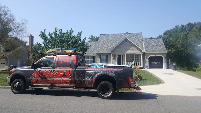 Mike's Roofing Picture 1