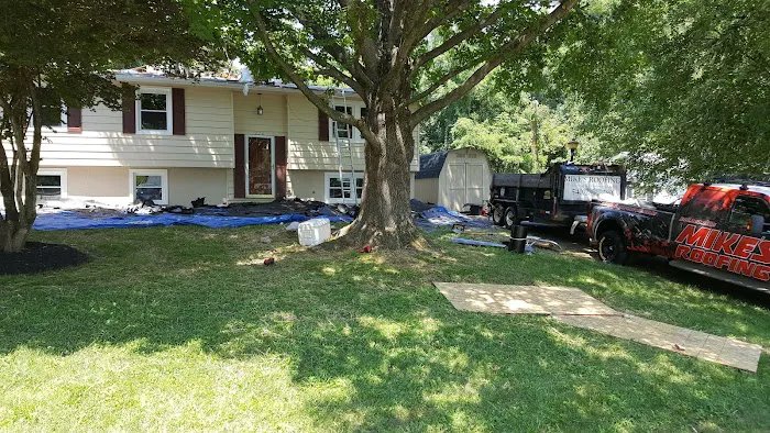 Mike's Roofing Picture 2