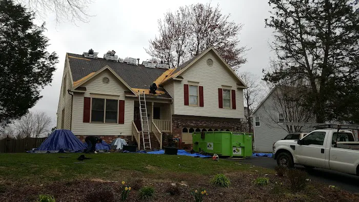 Mike's Roofing Picture 7