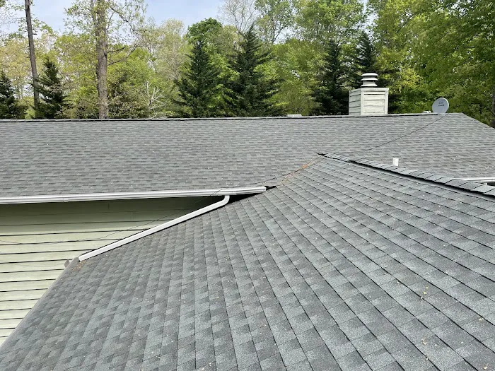 B & B Roofing & Repair Picture 2