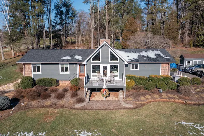 Cenvar Roofing - Charlottesville Picture 1