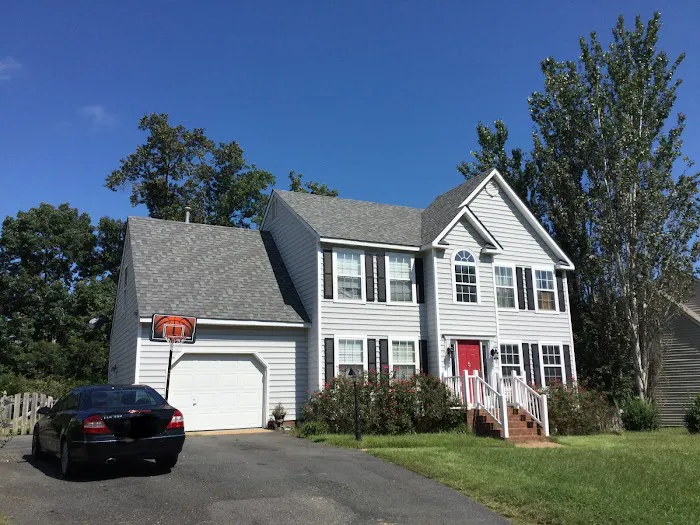 Supreme Roofing and Construction, LLC Picture 1