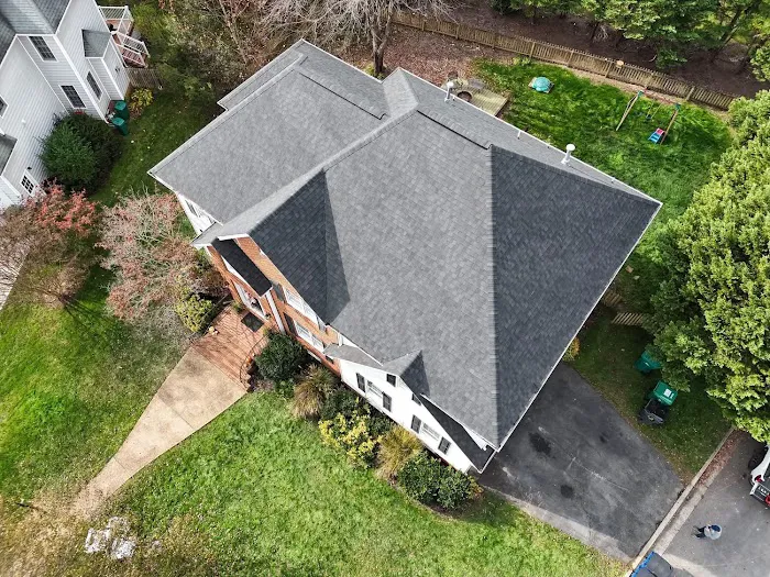 DeShazo and Son Roofing Picture 1