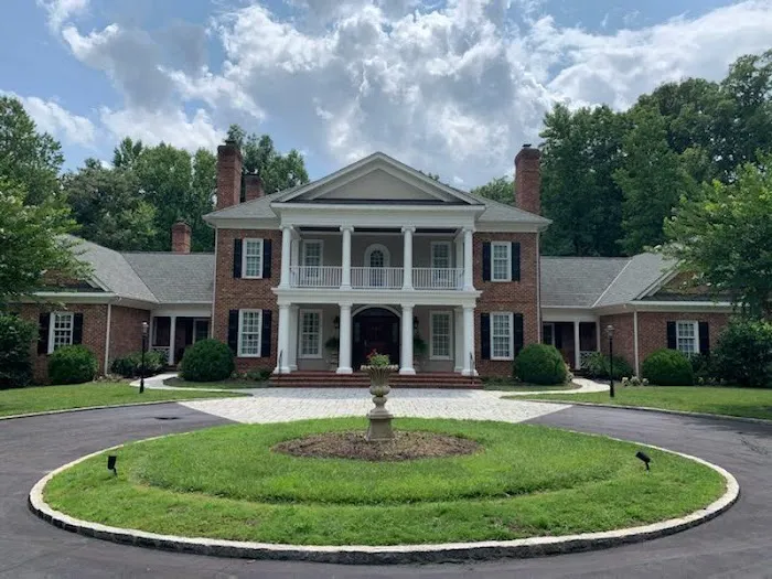 United Roofing & Construction Picture 2