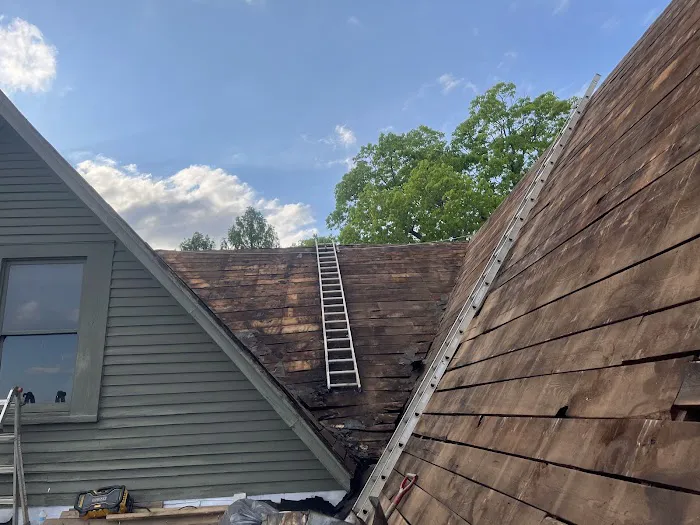 JNJ Roofing and Repair LLC Picture 6