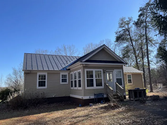 JNJ Roofing and Repair LLC Picture 9