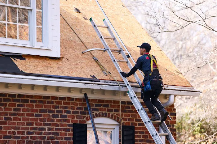 Cenvar Roofing - Farmville Picture 1