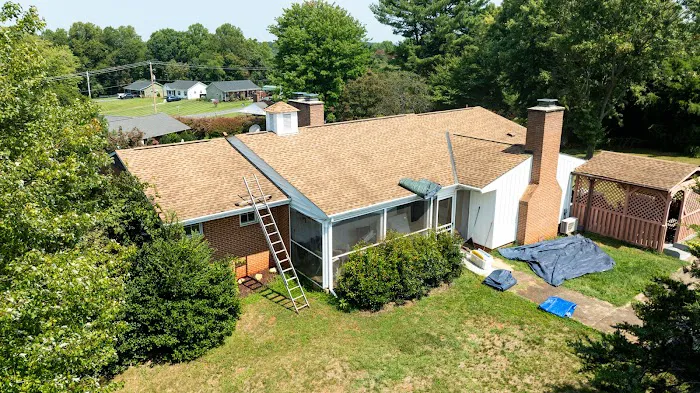 Cenvar Roofing - Farmville Picture 6