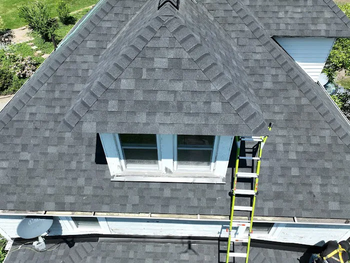 MHC Roofing LLC Picture 10