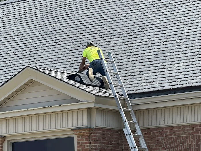 Estes Roofing LLC Picture 3