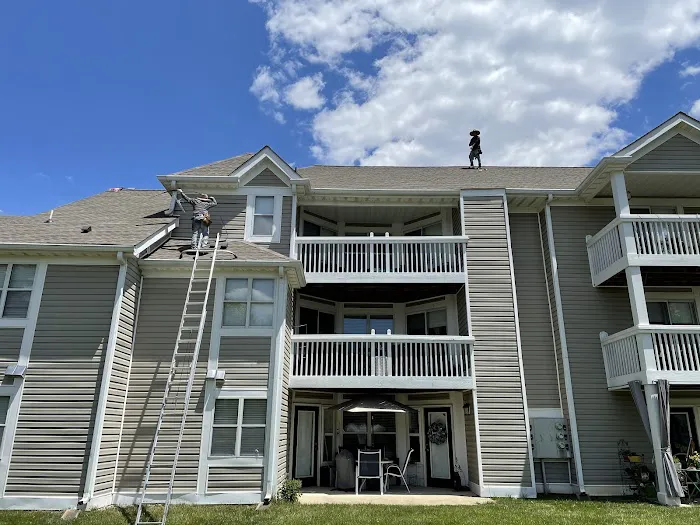 River Roof Company. Picture 1