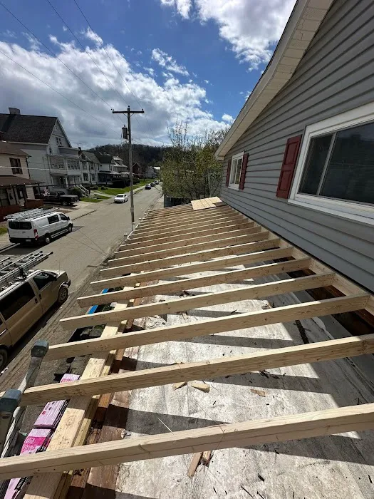 Hook Roofing and Remodeling, LLC Picture 3