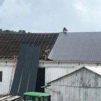 E&M Metal Roofing an construction LLC ico