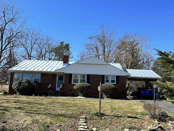 Valley Roofing & Exteriors Picture 8