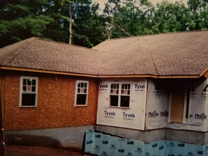 Lam Construction (Roofing) Picture 2