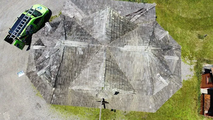 Planet Roof Picture 4