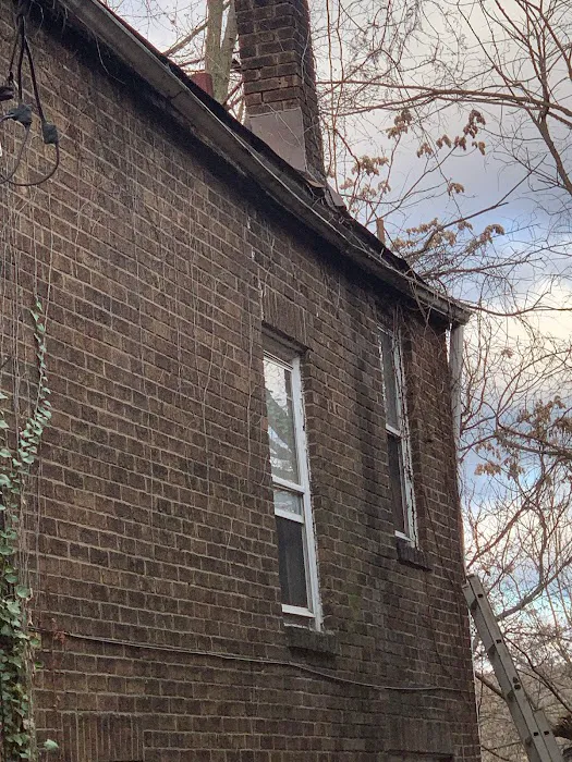 Pittsburgh Roof Club LLC Picture 1