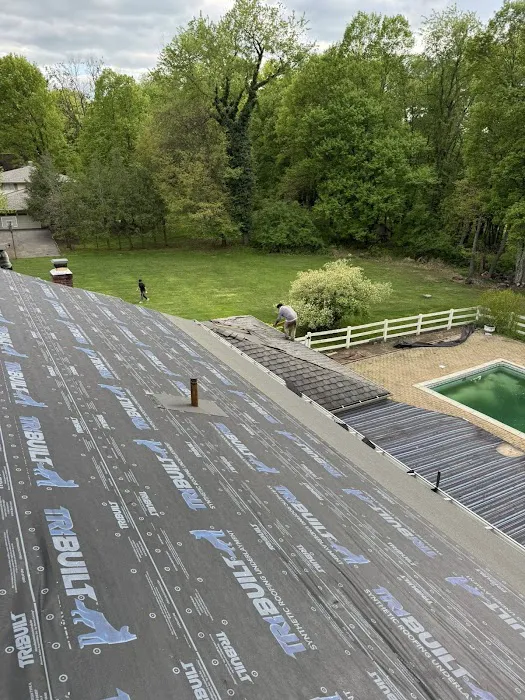 LatinUS Construction Picture 8