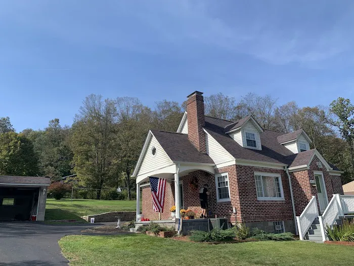 CJ's Roofing Vet Owned Picture 8