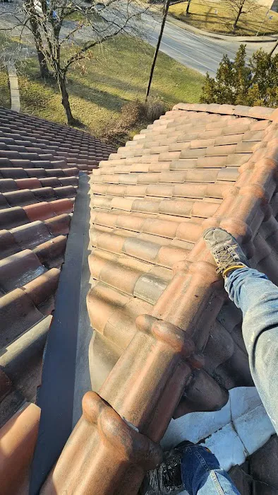 Roberts Roofing Co. Picture 3