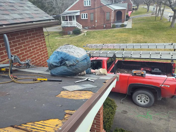 Chris Hull Roofing & Siding Picture 4