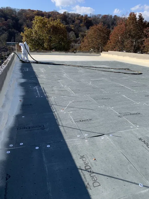 R and J Seamless Roofing Systems Picture 4