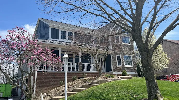 Resnick Roofing & Contracting Picture 1