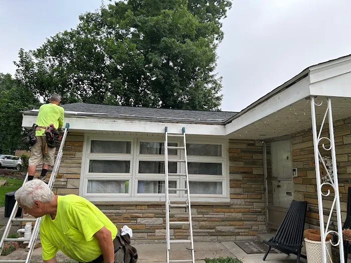 Community Pro Roofing LLC Picture 4